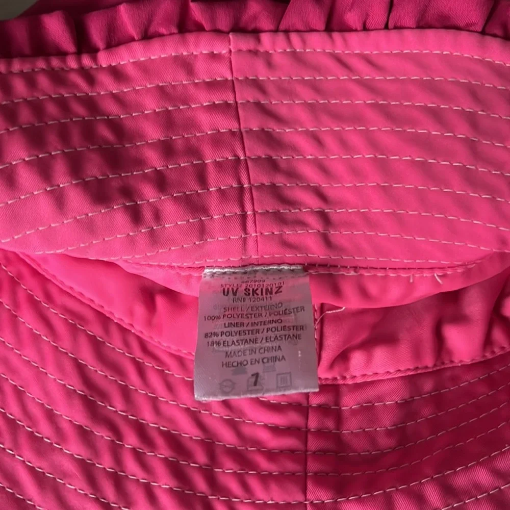 UV Skinz kids fuchsia and blue bucket hats in size 6 and 7